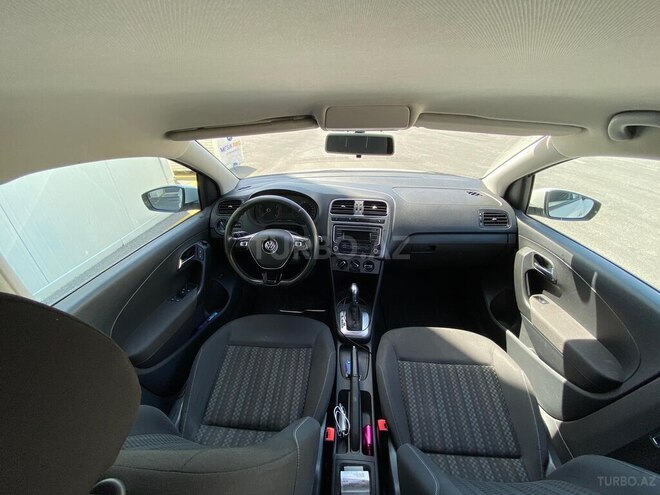 Volkswagen Polo 2018, 164,000 km - 1.6 l - Bakı