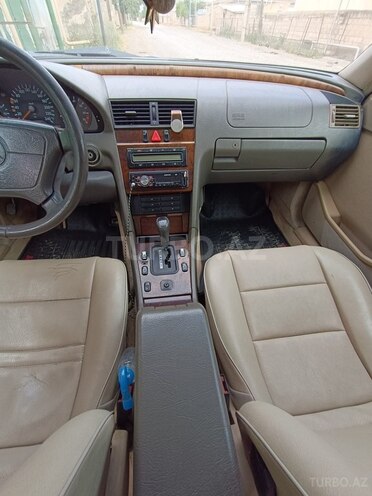 Mercedes C 220 1996, 190,834 km - 2.2 л - Bakı