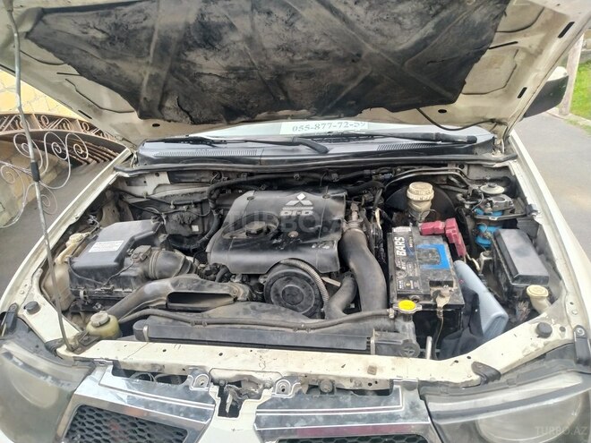 Mitsubishi L200 2007, 380,000 km - 2.5 l - Zaqatala