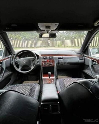 Mercedes E 220 1999, 428,000 km - 2.2 л - Zərdab