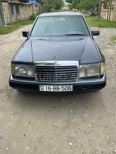Mercedes E 250 1993, 350,000 km - 2.5 l - Ağdam