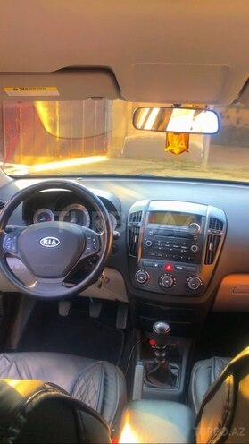 Kia Ceed 2009, 186,000 km - 1.4 л - Lənkəran