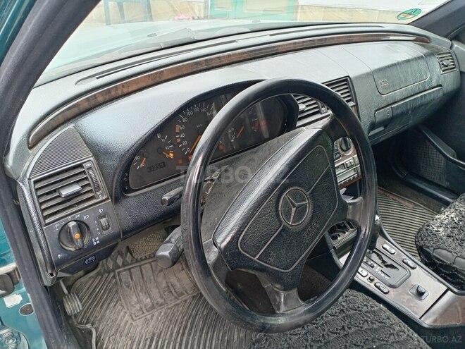 Mercedes C 200 1996, 245,100 km - 2.0 л - Xudat