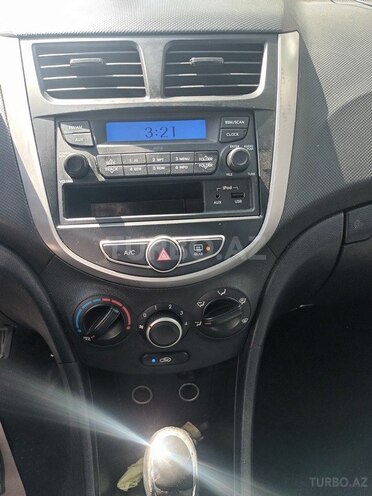 Hyundai Accent 2014, 259,800 km - 1.6 l - Bakı