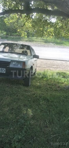 LADA (VAZ) 2109 2000, 200,000 km - 1.6 l - Qusar