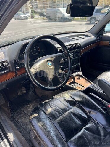 BMW 735 1989, 290,000 km - 3.4 л - Sumqayıt