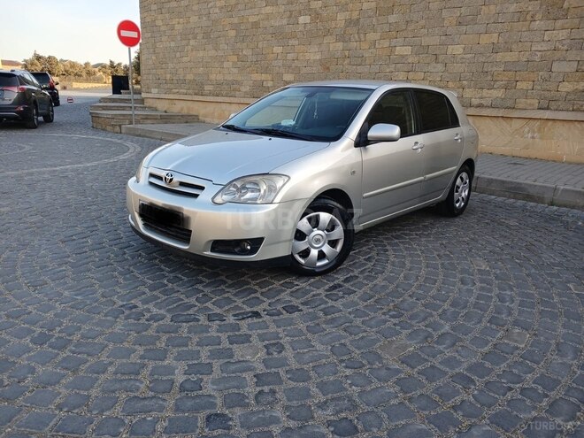 Toyota Corolla 2004, 319,000 km - 1.4 l - Bakı