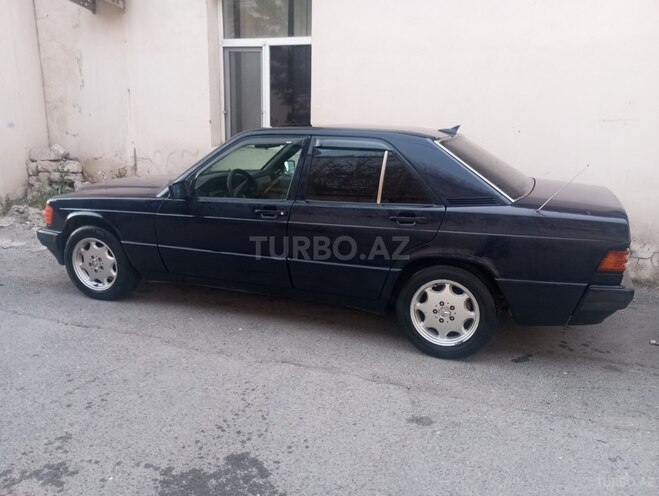 Mercedes 190 1992, 411,567 km - 2.0 l - Bakı