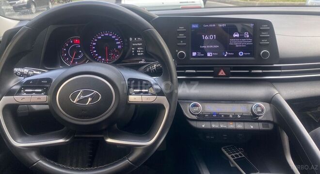 Hyundai Elantra 2021, 68,000 km - 1.6 л - Bakı