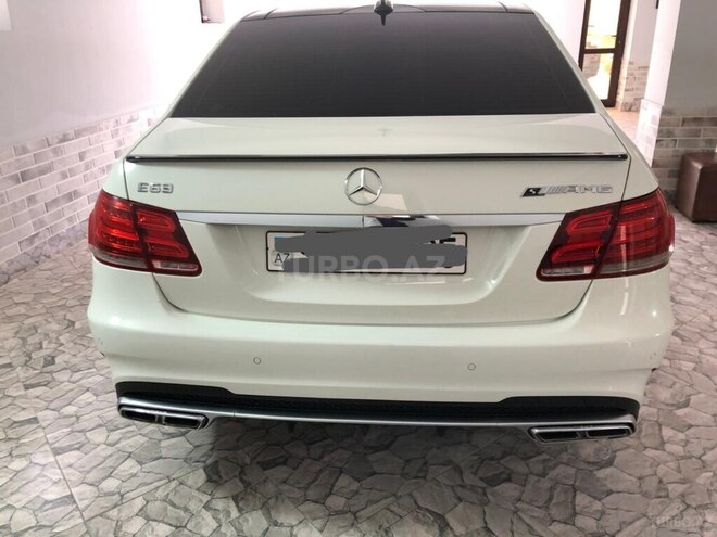 Mercedes E 300 2011, 190,000 km - 3.0 l - Bakı