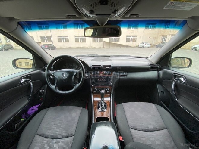 Mercedes C 220 d 2005, 255,000 km - 2.2 l - Bakı