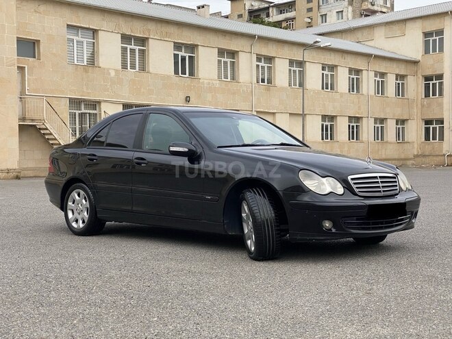 Mercedes C 220 d 2005, 255,000 km - 2.2 l - Bakı