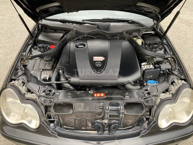 Mercedes C 220 d 2005, 255,000 km - 2.2 l - Bakı