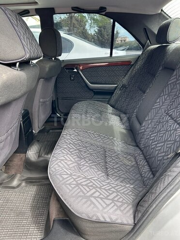 Mercedes C 180 1995, 313,651 km - 1.8 l - Bakı