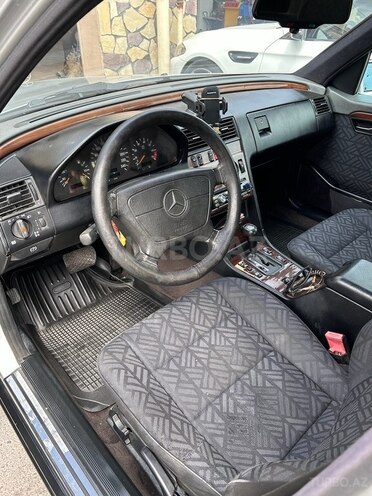 Mercedes C 180 1995, 313,651 km - 1.8 l - Bakı