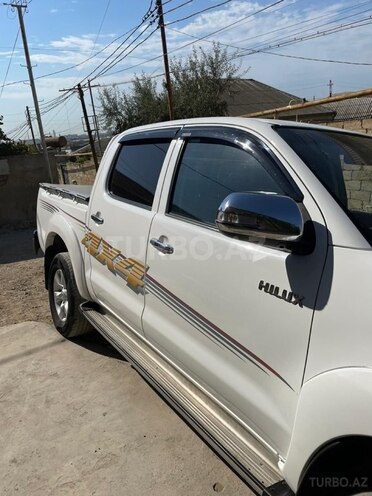 Toyota Hilux 2012, 380,000 km - 2.5 l - Bakı