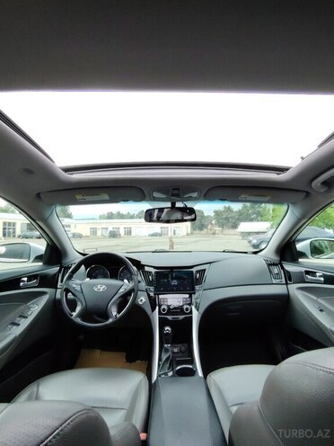 Hyundai Sonata 2011, 182,560 km - 2.0 л - Tovuz