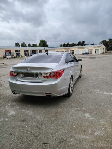 Hyundai Sonata 2011, 182,560 km - 2.0 л - Tovuz