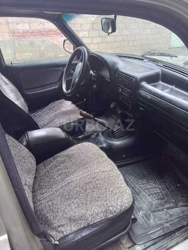GAZ 3110 2004, 228,000 km - 2.3 l - Yevlax