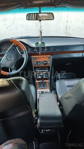 Mercedes E 220 1994, 353,000 km - 2.2 l - Lənkəran