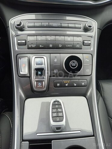 Hyundai Santa Fe 2021, 17,000 km - 1.6 l - Bakı