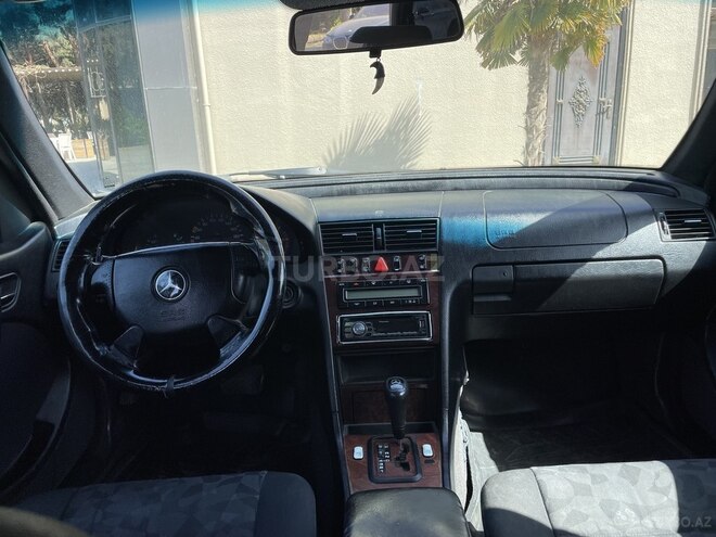 Mercedes C 220 d 1998, 222,435 km - 2.2 l - Bakı