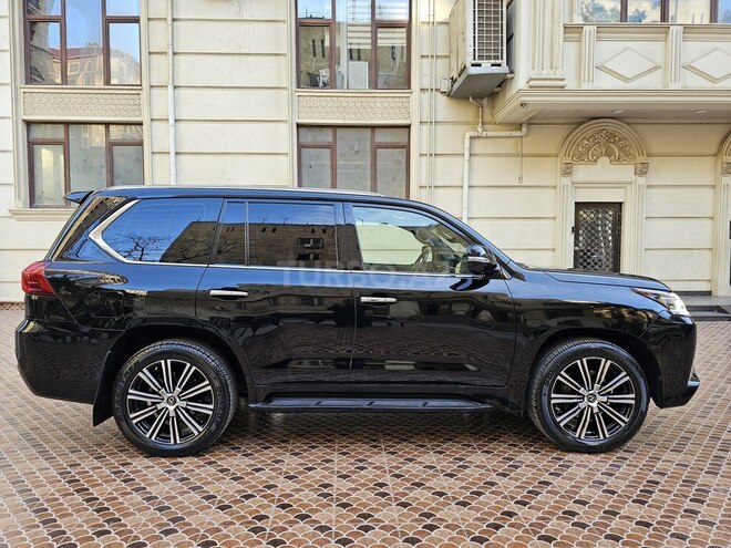 Lexus LX 570 2018, 117,000 km - 5.7 l - Bakı