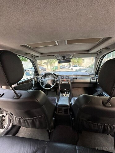 Mercedes E 320 2000, 298,567 km - 3.2 l - Bakı