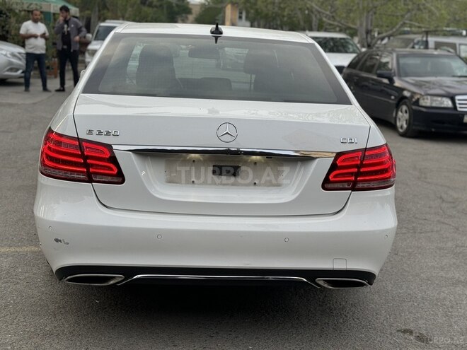 Mercedes E 220 2014, 160,000 km - 2.2 l - Bakı
