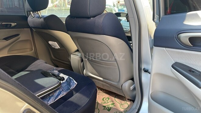 Honda Civic 2010, 305,000 km - 1.3 l - Bakı