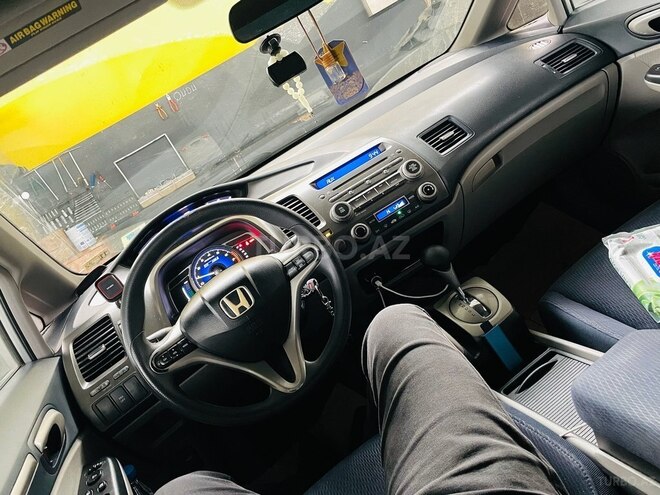 Honda Civic 2010, 305,000 km - 1.3 l - Bakı