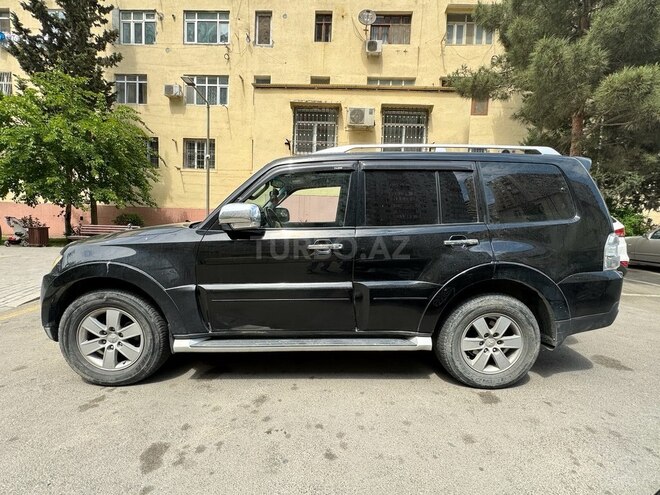 Mitsubishi Pajero 2007, 376,000 km - 3.0 l - Bakı