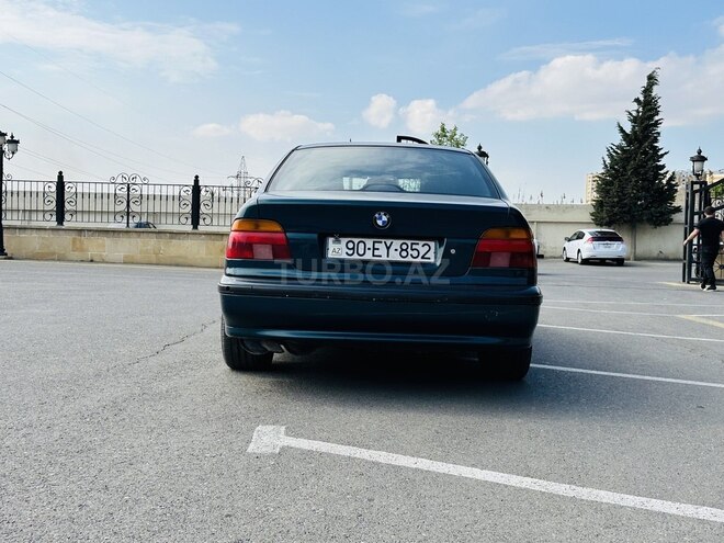 BMW 528 1997, 300,000 km - 2.8 l - Bakı