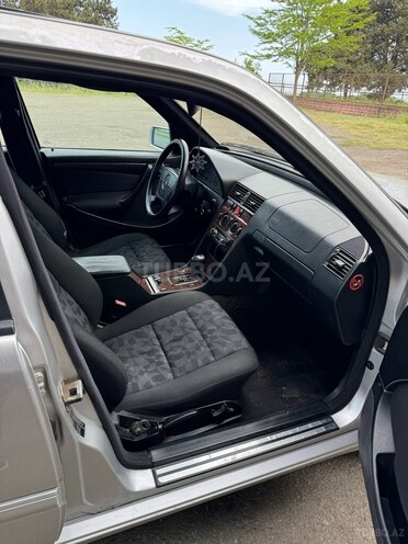 Mercedes C 220 1999, 500,000 km - 2.2 л - Cəlilabad