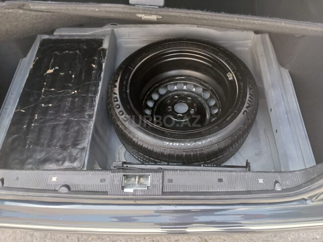 Mercedes E 240 2000, 259,000 km - 2.4 л - Bakı