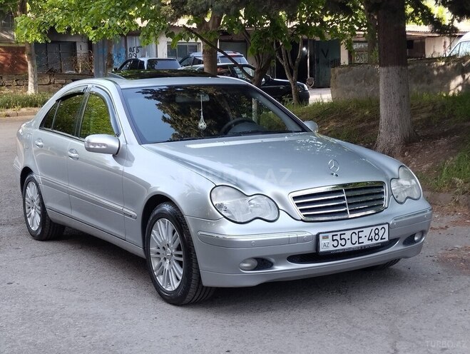 Mercedes C 200 2000, 262,500 km - 2.0 l - Şəki