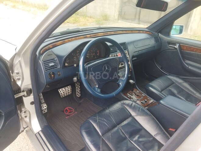 Mercedes C 220 1999, 357,000 km - 2.2 l - Sumqayıt