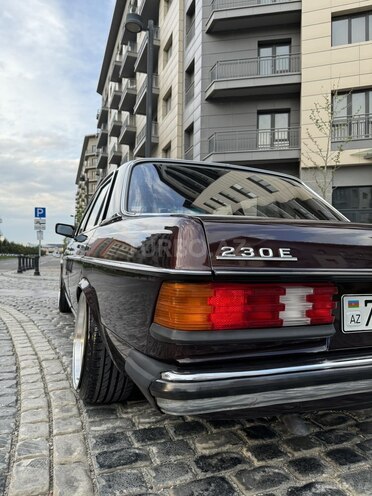 Mercedes 230 E 1983, 314,000 km - 2.3 l - Bakı