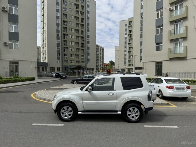 Mitsubishi Pajero 2007, 205,000 km - 3.0 l - Bakı
