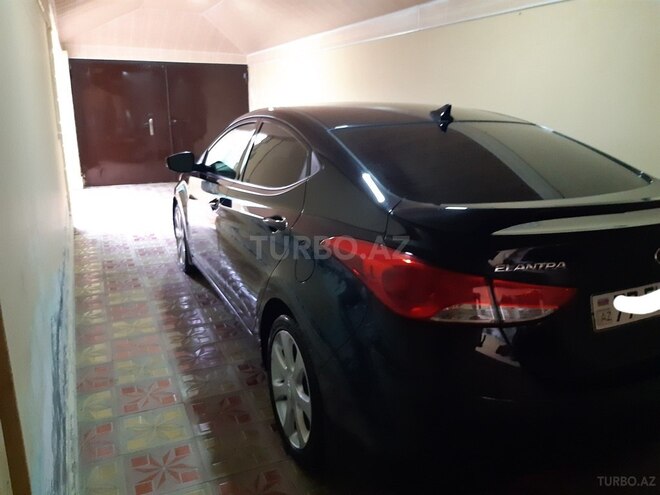 Hyundai Elantra 2013, 151,000 km - 1.8 l - Zaqatala