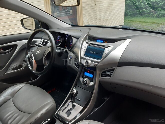 Hyundai Elantra 2013, 151,000 km - 1.8 l - Zaqatala