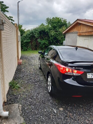 Hyundai Elantra 2013, 151,000 km - 1.8 l - Zaqatala