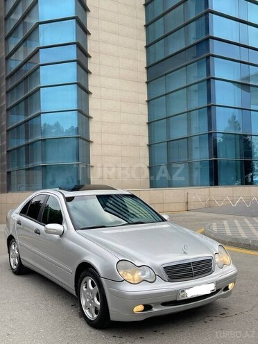 Mercedes C 220 d 2001, 400,000 km - 2.2 л - Sumqayıt