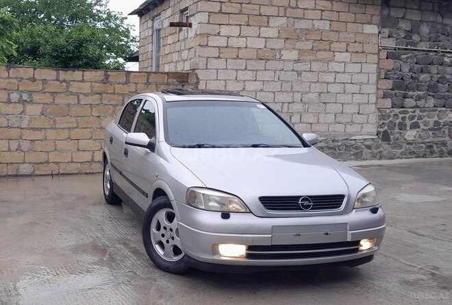 Opel Astra 2002, 198,743 km - 2.2 l - Şəki