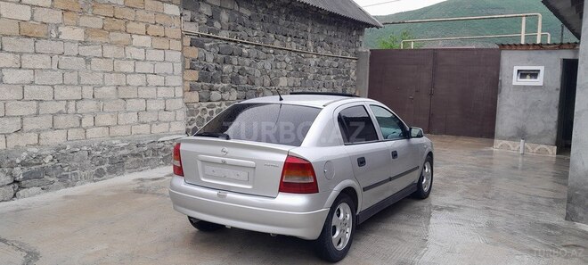 Opel Astra 2002, 198,743 km - 2.2 l - Şəki