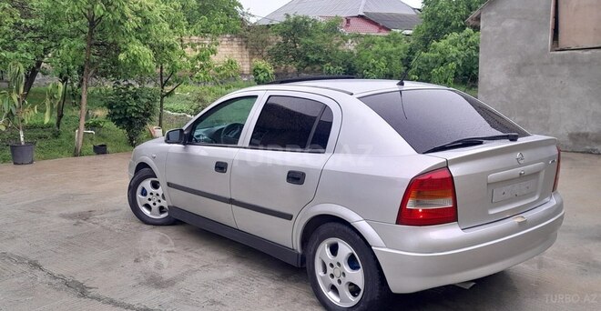 Opel Astra 2002, 198,743 km - 2.2 l - Şəki