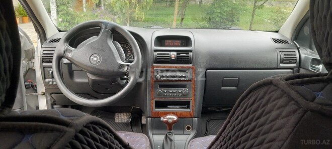 Opel Astra 2002, 198,743 km - 2.2 l - Şəki