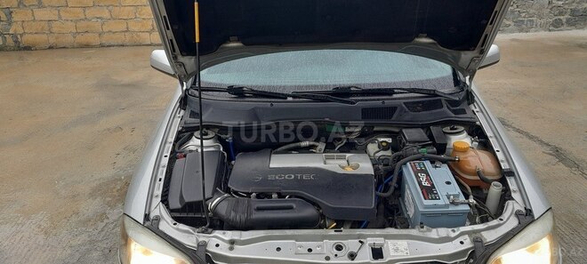 Opel Astra 2002, 198,743 km - 2.2 l - Şəki