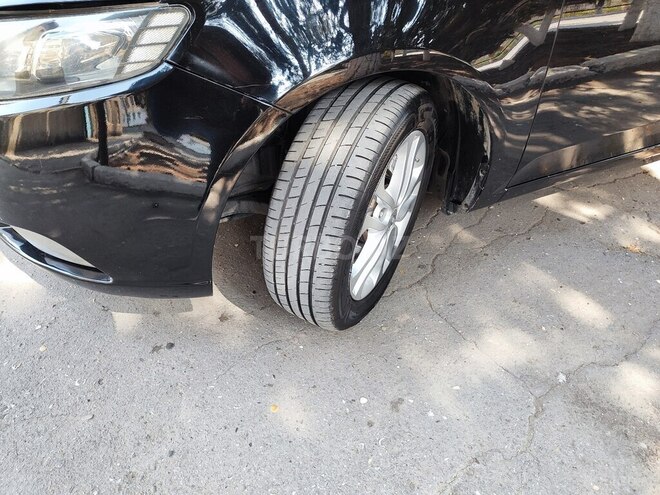 Kia Cerato 2011, 215,236 km - 1.6 l - Bakı