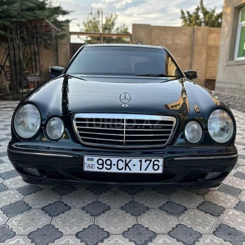 Mercedes E 270 2001, 373,200 km - 2.7 л - Naftalan